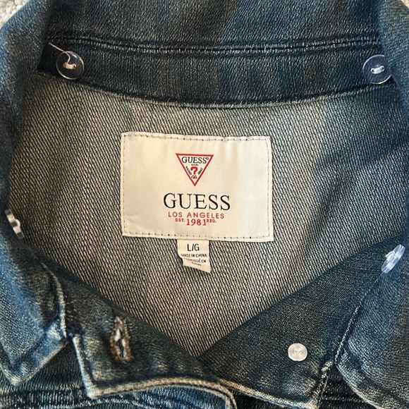 Woman’s GUESS Jean Jacket Size L - Denim Grey Striped Knit Sleeves - Picture 4 of 7